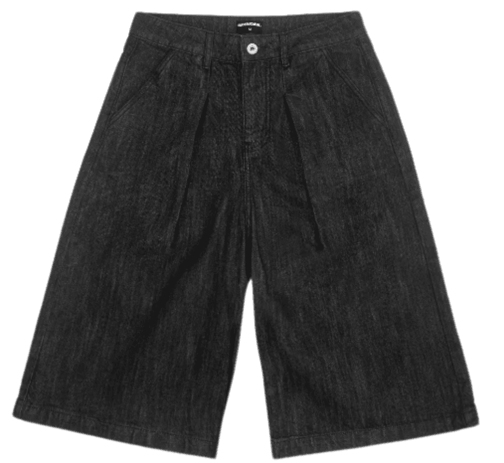 Quần Short Jeans DAPPERANDMORE "RAW DENIM JORT PLEAT" Form Lửng Xếp Ly - Đen